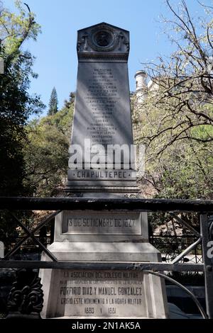 Non exclusif: 5 février 2023, Mexico, Mexique: Obélisque aux enfants héros au château de Chapultepec à Mexico. Sur 5 février 2023 à Mexi Banque D'Images
