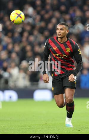 Manuel Akanji de Manchester City lors du match de football de la première ligue anglaise entre Tottenham Hotspur et Manchester City à Tottenham Hotspur Stad Banque D'Images