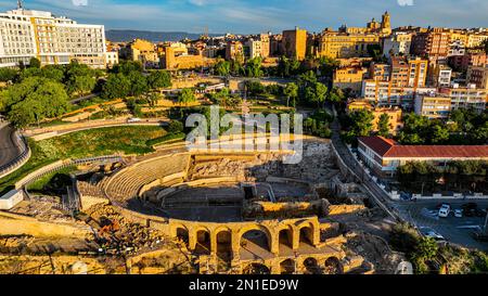 Antenne de l'Amphithéâtre romain, Tarraco (Tarragona), site classé au patrimoine mondial de l'UNESCO, Catalogne, Espagne, Europe Banque D'Images