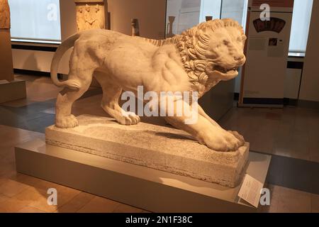 Statue de lion comme ornement funéraire Altes Museum Berlin Banque D'Images