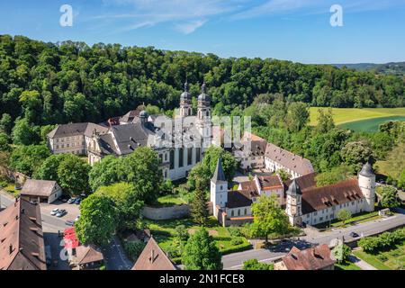 Monastère cistercien Schontal, Vallée de Jagsttal, Hohenlohe, Bade-Wurtemberg, Allemagne, Europe Banque D'Images