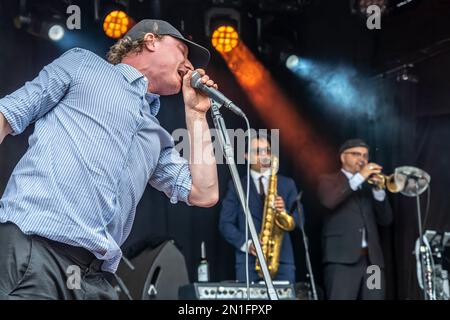 Die dänische Soul-Band D/trait aus Kopenhagen live beim Orange Blossom Special Festival, Beverungen, Deutschland | Danish Soul-Band D/troi de COP Banque D'Images