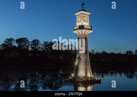 Roath Park Lighthouse, Cardiff, pays de Galles du Sud, pays de Galles, Royaume-Uni, Europe Banque D'Images