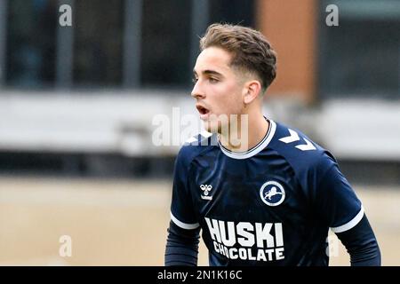 Swansea, pays de Galles. 4 février 2023. Alfie Massey de Millwall lors du match de la Ligue de développement professionnel entre Swansea City moins de 18 ans et Millwall moins de 18 ans à la Swansea City Academy à Swansea, pays de Galles, Royaume-Uni, le 4 février 2023. Crédit : Duncan Thomas/Majestic Media. Banque D'Images