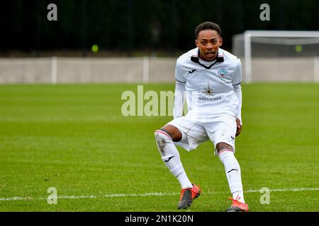 Swansea, pays de Galles. 4 février 2023. Aimar Govea de Swansea City pendant le match de la Ligue de développement professionnel entre Swansea City moins de 18 ans et Millwall moins de 18 ans à la Swansea City Academy à Swansea, pays de Galles, Royaume-Uni, le 4 février 2023. Crédit : Duncan Thomas/Majestic Media. Banque D'Images