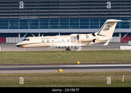 Zurich, Suisse, 20 janvier, 2023 l'aviation d'affaires Gulfstream 450 du Pakistan occupe une place de taxi au cours du forum économique mondial de Banque D'Images