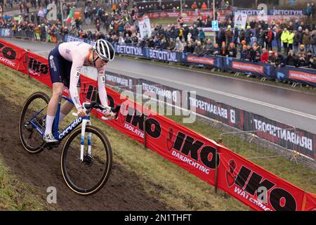 Hoogerheide, pays-Bas. , . ELITE WOMEN, #8 VAN EMPEL FEM des pays-Bas, UCI World Championship Cyclo-cross Hoogerheide 2023 aux pays-Bas, cyclisme, VTT, UCI Cyclocross World Championships, à Hoogerheide, pays-Bas, le samedi 04 février 2023. Image et copyright Fabien BOUKLA/ATP images. (BOUKLA Fabien/ATP/SPP) crédit: SPP Sport Press photo. /Alamy Live News Banque D'Images