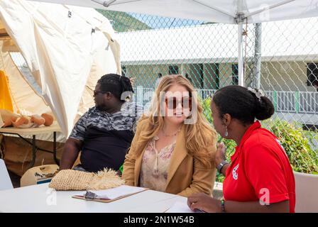 La princesse Amalia des pays-Bas à la caserne de pompiers de Cay Hill, sur 06 février 2023, pour une manifestation de secours et d'incendie le 7th jour de la visite aux Caraïbes photo: Albert Nieboer/pays-Bas OUT/point de vue OUT Banque D'Images