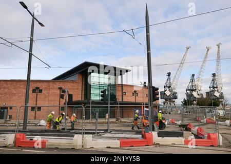 Edinburgh Ecosse, Royaume-Uni 06 février 2023. Vue générale de la ligne de tramway sur Ocean Way et Ocean Drive qui est en cours de construction.Credit sst/alamy Live news Banque D'Images