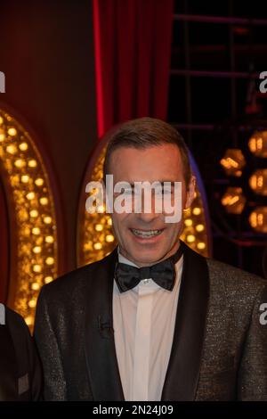 Kai Pflaume beim Fototermin nach der Aufzeichnung der 1000. AusGabe von -Wer weiss denn sowas- (ARD) im Studio Hamburg. Hambourg, 6.02.2023. Banque D'Images