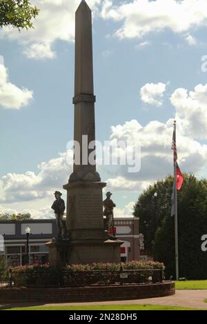 Monticello, GA, États-Unis. Monument commémoratif de la guerre civile du comté de Jasper, place Monticello. Banque D'Images