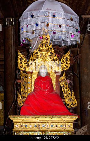 Figurine de Bouddha, monastère de Shwe-Yan-pyay, lac Inle, Myanmar, lac Inle, Myanmar Banque D'Images