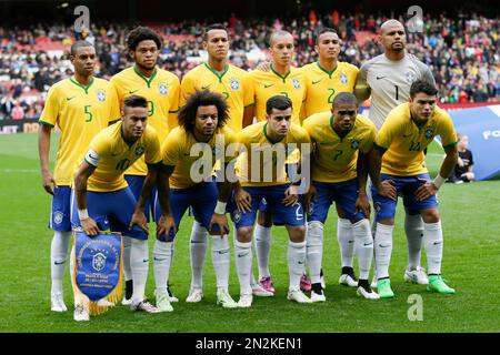 International Soccer - Friendly - Portugal v Brazil. Roque Junior, Brazil  Stock Photo - Alamy