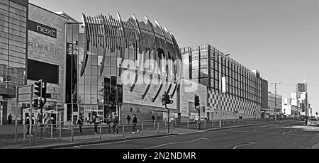 Image noire et blanche saisissante du centre commercial Drake Circus dans Charles Street, Plymouth en direction de Beckley point. A remporté la coupe Carbuncle pour crimes Banque D'Images