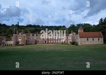Stonor House et Deer Park. Une maison de campagne historique appartenant à la famille Stonor depuis le 13th siècle et associée à des recusants catholiques Banque D'Images