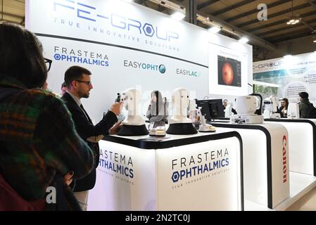 Milan, . 07th févr. 2023. Milano, Italie MIDO 2023 Fiera Milano Rho le point de référence du reportage de lunettes international dans la photo:événement de localisation, lunettes crédit: Agence de photo indépendante/Alamy Live News Banque D'Images