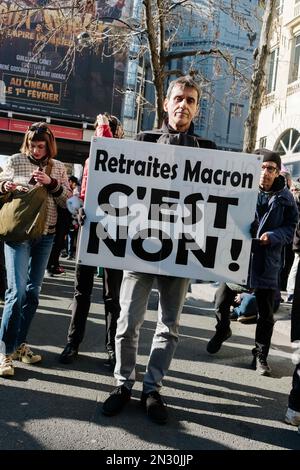 Jan Schmidt-Whitley/le Pictorium - manifestation le 7 février contre la réforme des retraites à Paris - 7/2/2023 - France / Paris / Paris - la manifestation parisienne, avec des dizaines de milliers de manifestants, a commencé vers 2pm depuis la place de l'Opéra, en direction de la place de la Bastille Banque D'Images