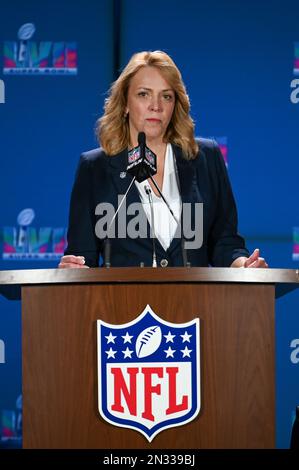 Cathy Lanier, Chief Security Officer, NFL, s'exprime lors de la conférence de presse du Super Bowl LVII sur la sécurité publique, qui s'est tenue au Media Center du Phoenix Convention Center à Phoenix, Arizona, le 7 février 2023. Le Super Bowl LVII aura lieu le dimanche 12 février 2023 entre les Kansas City Chiefs et les Philadelphia Eagles. (Photo par Anthony Behar/Sipa USA) Banque D'Images