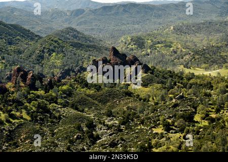 Antennes de fort Hunter Liggett, Californie et ses environs, 10 avril 2019. Banque D'Images