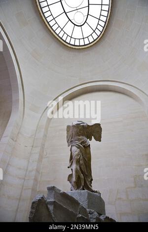 Victoire de Samothrace de Samothrace, Le Louvre, Paris, Ile de France, France Banque D'Images