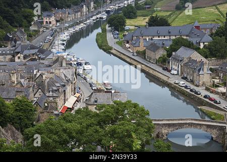 Vieux Port sur Rance, Dinan, Bretagne, France Banque D'Images