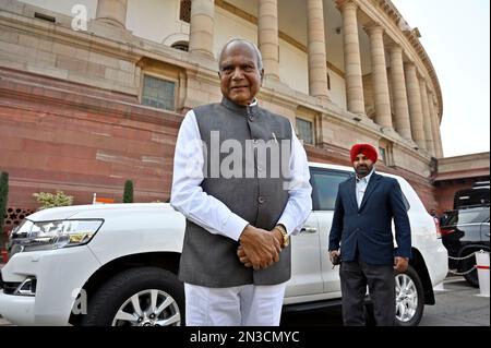 New Delhi, Inde. 07th févr. 2023. NEW DELHI, INDE - FÉVRIER 7 : le gouverneur du Pendjab, Banwarilal Purohit, se trouve au Parlement, sur 7 février 2023, à New Delhi, en Inde. (Photo de Sanjeev Verma/Hindustan Times/Sipa USA) crédit: SIPA USA/Alay Live News Banque D'Images