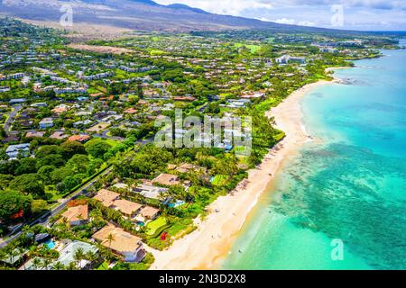 Vue aérienne de la communauté Keawakapu Beach à Kihei; Maui, Hawaii, États-Unis d'Amérique Banque D'Images