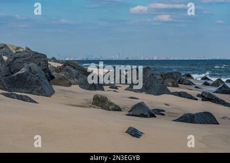 Le New York City Skyline de Sandy Hook New Jersey USA, Middletown Township, New Jersey Banque D'Images