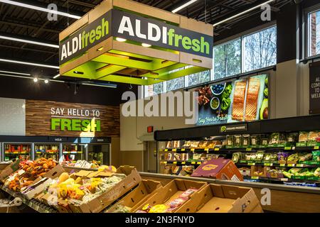 Produits frais au supermarché Aldi à Snellville (Metro Atlanta), Géorgie. (ÉTATS-UNIS) Banque D'Images