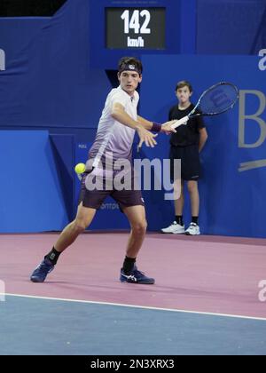 Montpellier, France - 7 février 2023, Marc-Andrea Huesler (SUI) en action contre Luca Van Assche (FRA) lors de l'Open Sud de France 2023, tournoi de tennis ATP 250 sur 7 février 2023 à l'Arena Sud de France à Pérols près de Montpellier, France - photo Patrick Cannaux / DPPI Banque D'Images