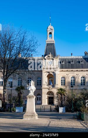 Vue extérieure de la façade de l'hôtel de ville du 14th arrondissement de Paris, France, construit en 1886 Banque D'Images