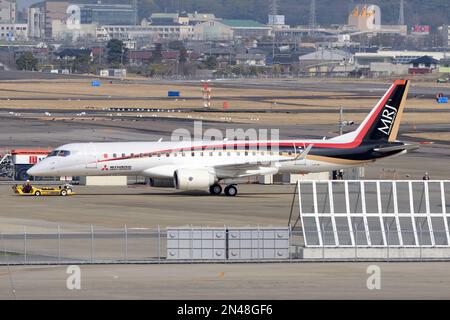 Préfecture d'Aichi, Japon - 08 mars 2016 : Mitsubishi Aircraft Corporation Mitsubishi MRJ90STD, avions à réaction régionaux. (Prototype 1st n°JA21MJ) Banque D'Images