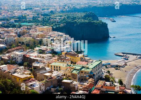 Vue sur la côte de Sorrente. Vue de la route de Sorrente. Banque D'Images