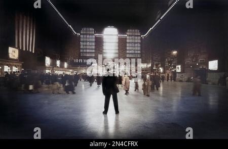 Main Concourse, Grand Central terminal, New York City, New York, Etats-Unis, Angelo Rizzuto, Collection Anthony Angel, décembre 1958 Banque D'Images