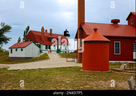 Complexe phare de point Betsie; 1858; aide à la navigation; balise, marine, Maison de gardien, rond Red Oil House, registre national des lieux d'histoire; Banque D'Images