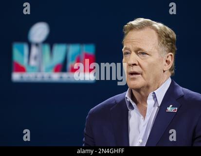 Phoenix, États-Unis. 07th févr. 2023. Le commissaire de la NFL, Roger Goodell, prend la parole mercredi à 8 février 2023 lors d'une conférence de presse du Super Bowl au centre des médias de Phoenix, en Arizona. Les Philadelphia Eagles joueront les Kansas City Chiefs dans le Super Bowl LVII au State Farm Stadium de Glendale, Arizona, dimanche, 12 février 2023. Photo de John Angelillo/UPI crédit: UPI/Alay Live News Banque D'Images