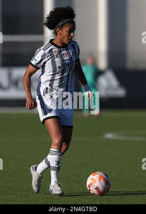 Vinovo, Italie, 4th février 2023. Sara Gama de Juventus pendant le match série A Femminile au Centre d'entraînement de Juventus, Turin. Le crédit photo devrait se lire: Jonathan Moscrop / Sportimage Banque D'Images