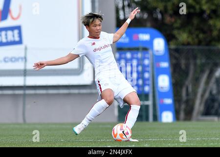 Rome, Latium. 08th févr. 2023. Moeka Minami d'AS Roma pendant le match de coupe femmes Italie entre LES FEMMES ROMS-femmes Pomigliano au stade de Tre Fontane à Rome, Italie, 08 février 2023 (photo de crédit AllShotLive/Sipa USA) crédit: SIPA USA/Alamy Live News Banque D'Images