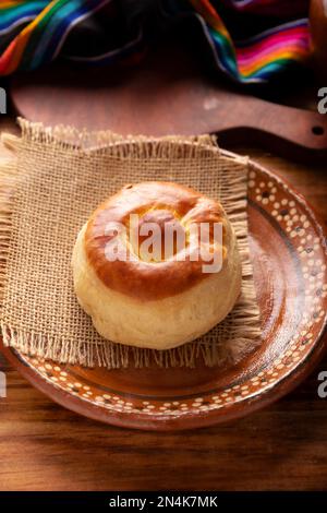 Bisquet. Aussi connu sous le nom de Bisquets Chinos, c'est un des pains traditionnels au Mexique, couramment consommé chaud, coupé en moitié et étaler avec le beurre et f Banque D'Images