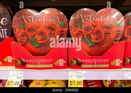 Entreposer les boîtes de chocolats de la marque Elmer pour la Saint-Valentin pour la Saint-Valentin. ÉTATS-UNIS. Banque D'Images