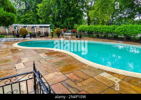 La piscine de Graceland, la maison d'Elvis Presley à Memphis, Tennessee. Banque D'Images