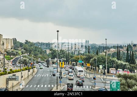 Jérusalem, Israël - 15 novembre 2022 : vue sur le district de Jérusalem de la Moche yéménite. Banque D'Images