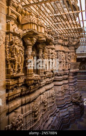 Travail de soulagement artistique, temple de Chandraprabhu Jain dans le fort, Jaisalmer, Jaisalmer, Rajasthan, Inde Banque D'Images