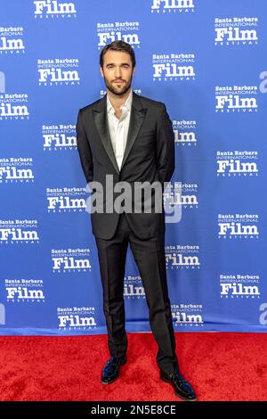 Santa Barbara, États-Unis. 08th févr. 2023. Josh Bowman arrive au Festival international du film de Santa Barbara de 38th la première nuit mondiale de la victime de Miranda au Arlington Theatre à Santa Barbara, Californie, 8 février 2023. (Photo de Rod Rolle/Sipa USA) Credit: SIPA USA/Alay Live News Banque D'Images