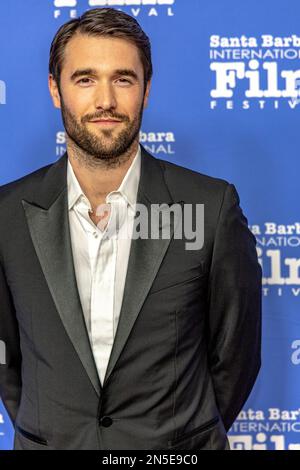 Santa Barbara, États-Unis. 08th févr. 2023. Josh Bowman arrive au Festival international du film de Santa Barbara de 38th la première nuit mondiale de la victime de Miranda au Arlington Theatre à Santa Barbara, Californie, 8 février 2023. (Photo de Rod Rolle/Sipa USA) Credit: SIPA USA/Alay Live News Banque D'Images