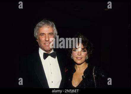 **FICHIER POTO** Burt Bacharach est décédé. BURT BACHARACH avec Carole Bayer Sager crédit: Ralph Dominguez/MediaPunch Banque D'Images