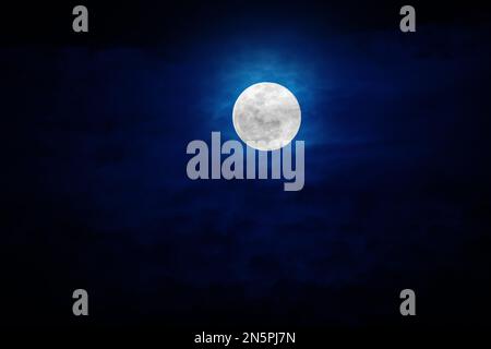 Full Moonrise Floridas East Coast Miami Beach, Miami Florida USA Banque D'Images