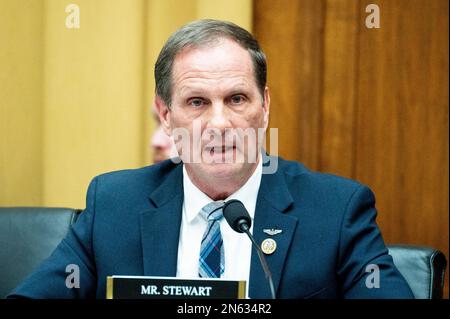 Washington, États-Unis. 09th févr. 2023. ÉTATS-UNIS Le représentant Chris Stewart (R-UT) s'exprimant lors d'une audience aux États-Unis Comité judiciaire du Capitole de la Chambre sous-comité spécial sur l'arsenalisation du gouvernement fédéral. (Photo de Michael Brochstein/Sipa USA) crédit: SIPA USA/Alay Live News Banque D'Images