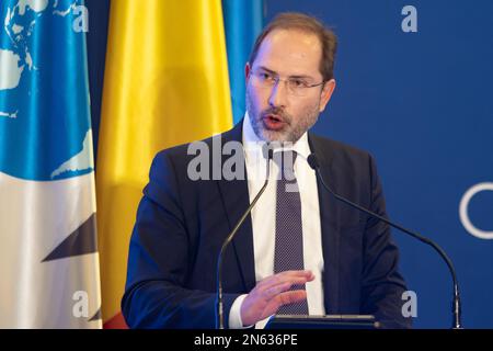 Bucarest, Roumanie - 09 février 2023: Antonio Ferreira Gomes, Directeur adjoint de l'OCDE, prend la parole lors de l'événement "adhésion à l'OCDE – opportunités f Banque D'Images