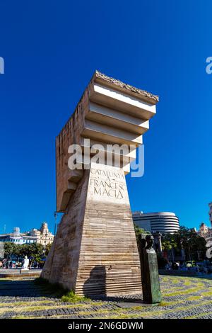 Monument à Francesc Macià leader politique catalane par le sculpteur Josep Maria Subirachs, Plaça de Catalunya, Barcelone, Espagne Banque D'Images